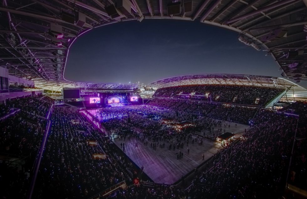 bmo stadium parking concert